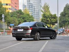 Обновленный спортивный костюм 750Li xDrive V8 M 2019 года 2019 facelifted 750Li xDrive V8 M sports suit Фото 7 из 72