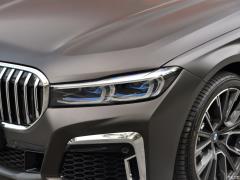 Обновленный спортивный костюм 750Li xDrive V8 M 2019 года 2019 facelifted 750Li xDrive V8 M sports suit Фото 26 из 72