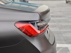Обновленный спортивный костюм 750Li xDrive V8 M 2019 года 2019 facelifted 750Li xDrive V8 M sports suit Фото 50 из 72
