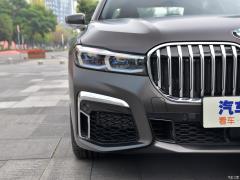 Обновленный спортивный костюм 750Li xDrive V8 M 2019 года 2019 facelifted 750Li xDrive V8 M sports suit Фото 20 из 72