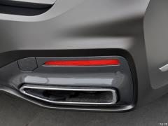Обновленный спортивный костюм 750Li xDrive V8 M 2019 года 2019 facelifted 750Li xDrive V8 M sports suit Фото 63 из 72