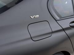 Обновленный спортивный костюм M760Li xDrive V12 2019 года 2019 facelifted M760Li xDrive V12 sports suit Фото 97 из 108