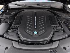 Обновленный спортивный костюм M760Li xDrive V12 2019 года 2019 facelifted M760Li xDrive V12 sports suit Фото 49 из 108