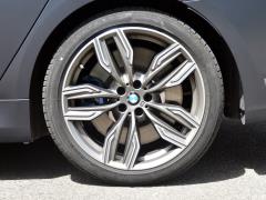 Обновленный спортивный костюм M760Li xDrive V12 2019 года 2019 facelifted M760Li xDrive V12 sports suit Фото 29 из 108