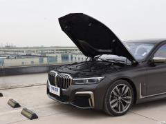 Обновленный спортивный костюм M760Li xDrive V12 2019 года 2019 facelifted M760Li xDrive V12 sports suit Фото 46 из 108