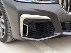 Обновленный спортивный костюм M760Li xDrive V12 2019 года 2019 facelifted M760Li xDrive V12 sports suit Фото 56 из 108