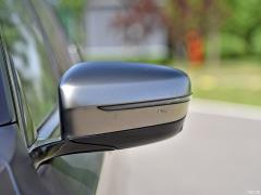 Обновленный спортивный костюм M760Li xDrive V12 2019 года 2019 facelifted M760Li xDrive V12 sports suit Фото 17 из 108