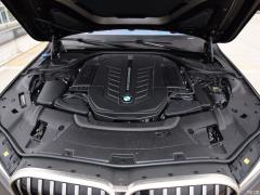 Обновленный спортивный костюм M760Li xDrive V12 2019 года 2019 facelifted M760Li xDrive V12 sports suit Фото 47 из 108