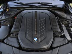 Обновленный спортивный костюм M760Li xDrive V12 2019 года 2019 facelifted M760Li xDrive V12 sports suit Фото 16 из 108