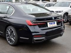Эксклюзивный спортивный костюм M 740Li с подтяжкой лица 2019 года 2019 facelift 740Li exclusive M sports suit Фото 113 из 200