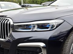 Эксклюзивный спортивный костюм M 740Li с подтяжкой лица 2019 года 2019 facelift 740Li exclusive M sports suit Фото 91 из 200