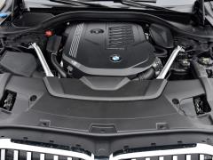 Эксклюзивный спортивный костюм M 740Li с подтяжкой лица 2019 года 2019 facelift 740Li exclusive M sports suit Фото 75 из 200