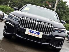 Эксклюзивный спортивный костюм M 740Li с подтяжкой лица 2019 года 2019 facelift 740Li exclusive M sports suit Фото 86 из 200