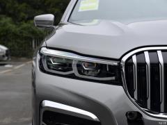 Обновленный спортивный костюм 730Li M 2019 года 2019 facelifted 730Li M sports suit Фото 20 из 72