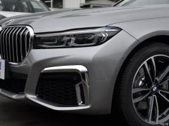 Обновленный спортивный костюм 730Li M 2019 года 2019 facelifted 730Li M sports suit Фото 28 из 72
