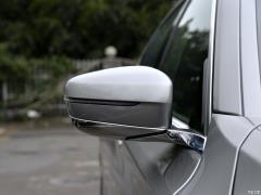 Обновленный спортивный костюм 730Li M 2019 года 2019 facelifted 730Li M sports suit Фото 15 из 72