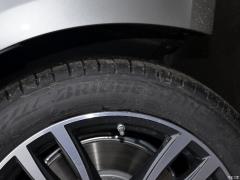 Обновленный спортивный костюм 730Li M 2019 года 2019 facelifted 730Li M sports suit Фото 48 из 72