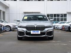 Обновленный спортивный костюм 730Li M 2019 года 2019 facelifted 730Li M sports suit Фото 2 из 72