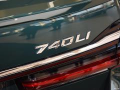 Обновленный спортивный костюм 740Li xDrive Executive M 2019 года 2019 facelifted 740Li xDrive executive M sports suit Фото 48 из 54