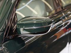 Обновленный спортивный костюм 740Li xDrive Executive M 2019 года 2019 facelifted 740Li xDrive executive M sports suit Фото 22 из 54