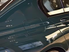 Обновленный спортивный костюм 740Li xDrive Executive M 2019 года 2019 facelifted 740Li xDrive executive M sports suit Фото 54 из 54