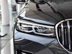 Роскошный набор 730Li для подтяжки лица 2019 года 2019 facelift 730Li luxury set Фото 11 из 48
