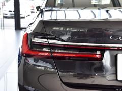 Роскошный набор 730Li для подтяжки лица 2019 года 2019 facelift 730Li luxury set Фото 37 из 48