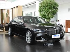 Фейслифтинг 750Li xDrive V8 2019 года в роскошном пакете 2019 facelift 750Li xDrive V8 luxury package Фото 3 из 89