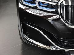 Фейслифтинг 750Li xDrive V8 2019 года в роскошном пакете 2019 facelift 750Li xDrive V8 luxury package Фото 10 из 89