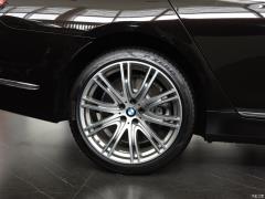 Фейслифтинг 750Li xDrive V8 2019 года в роскошном пакете 2019 facelift 750Li xDrive V8 luxury package Фото 32 из 89