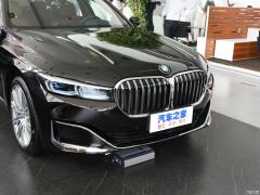Фейслифтинг 750Li xDrive V8 2019 года в роскошном пакете 2019 facelift 750Li xDrive V8 luxury package Фото 13 из 89