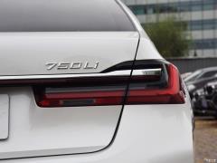 Обновленный спортивный костюм 750Li xDrive V8 M 2019 года 2019 facelifted 750Li xDrive V8 M sports suit Фото 69 из 81