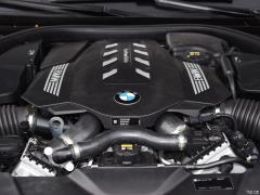 Обновленный спортивный костюм 750Li xDrive V8 M 2019 года 2019 facelifted 750Li xDrive V8 M sports suit Фото 11 из 81