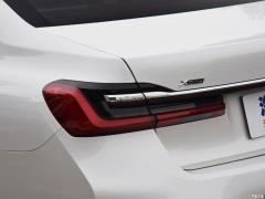 Обновленный спортивный костюм 750Li xDrive V8 M 2019 года 2019 facelifted 750Li xDrive V8 M sports suit Фото 60 из 81