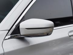 Обновленный спортивный костюм 750Li xDrive V8 M 2019 года 2019 facelifted 750Li xDrive V8 M sports suit Фото 37 из 81