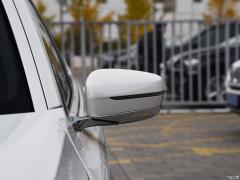 Обновленный спортивный костюм 750Li xDrive V8 M 2019 года 2019 facelifted 750Li xDrive V8 M sports suit Фото 36 из 81