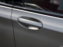 Обновленный спортивный костюм M760Li xDrive V12 2019 года 2019 facelifted M760Li xDrive V12 sports suit Фото 35 из 74
