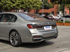 Обновленный спортивный костюм M760Li xDrive V12 2019 года 2019 facelifted M760Li xDrive V12 sports suit Фото 50 из 74