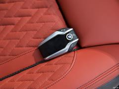 Обновленный спортивный костюм M760Li xDrive V12 2019 года 2019 facelifted M760Li xDrive V12 sports suit Фото 74 из 74