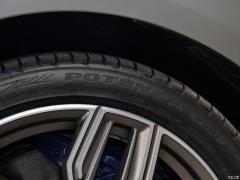 Обновленный спортивный костюм M760Li xDrive V12 2019 года 2019 facelifted M760Li xDrive V12 sports suit Фото 41 из 74