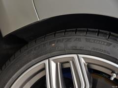 Обновленный спортивный костюм M760Li xDrive V12 2019 года 2019 facelifted M760Li xDrive V12 sports suit Фото 48 из 74