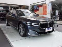 Фейслифтинг 750Li xDrive V8 2019 года в роскошном пакете 2019 facelift 750Li xDrive V8 luxury package Фото 3 из 45