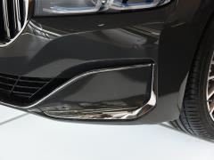 Эксклюзивный роскошный пакет 740Li 2019 facelift 2019 facelift 740Li exclusive luxury package Фото 18 из 49