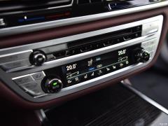 Обновленный спортивный костюм M760Li xDrive V12 2019 года 2019 facelifted M760Li xDrive V12 sports suit Фото 17 из 46