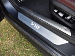 Обновленный спортивный костюм M760Li xDrive V12 2019 года 2019 facelifted M760Li xDrive V12 sports suit Фото 31 из 46