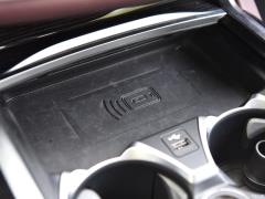 Обновленный спортивный костюм M760Li xDrive V12 2019 года 2019 facelifted M760Li xDrive V12 sports suit Фото 23 из 46