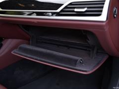 Обновленный спортивный костюм M760Li xDrive V12 2019 года 2019 facelifted M760Li xDrive V12 sports suit Фото 24 из 46