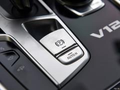 Обновленный спортивный костюм M760Li xDrive V12 2019 года 2019 facelifted M760Li xDrive V12 sports suit Фото 20 из 46