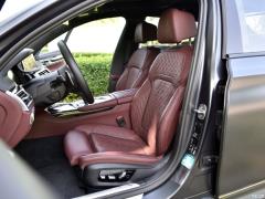 Обновленный спортивный костюм M760Li xDrive V12 2019 года 2019 facelifted M760Li xDrive V12 sports suit Фото 26 из 46