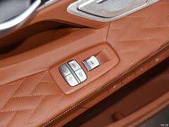 Фейслифтинг 750Li xDrive V8 2019 года в роскошном пакете 2019 facelift 750Li xDrive V8 luxury package Фото 57 из 75